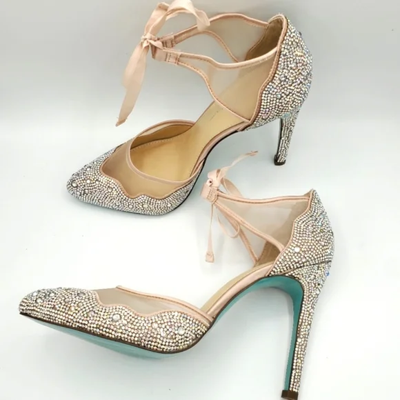 Betsey Johnson Iris pumps NWOB - Picture 5 of 12